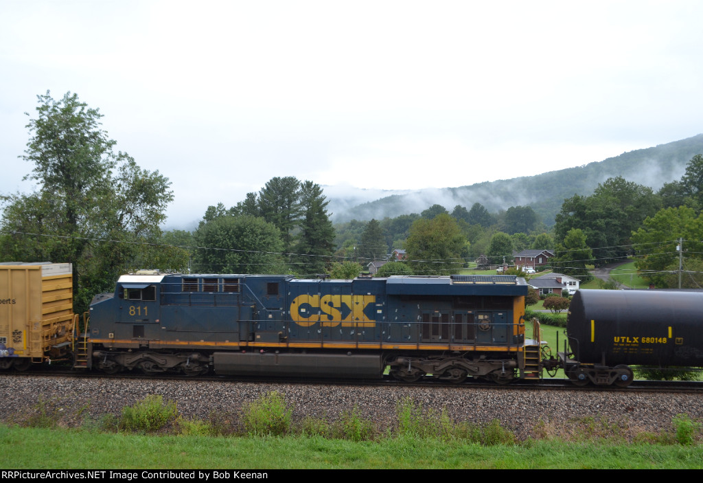 CSX 811